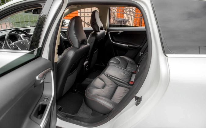 Volvo XC 60 cena 47900 przebieg: 246498, rok produkcji 2009 z Susz małe 631